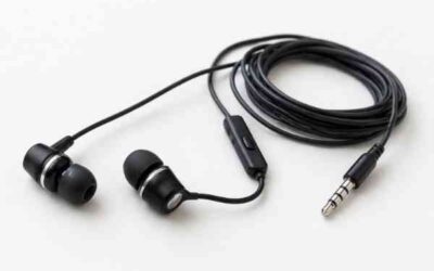Wired earbuds