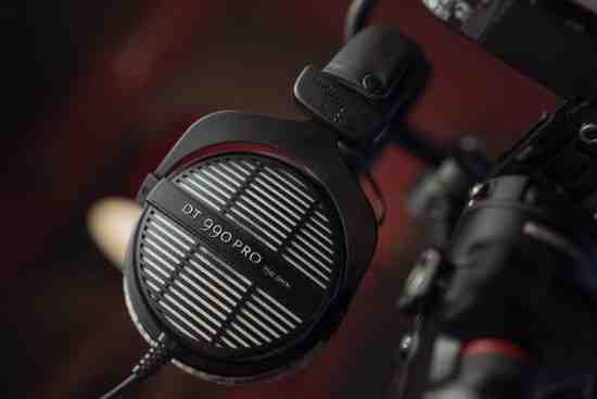 Beyerdynamic 990 Pro Headphones