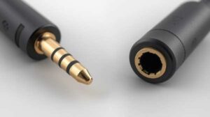 Headphone jack