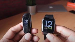 smartwatch vs Fitness Band 